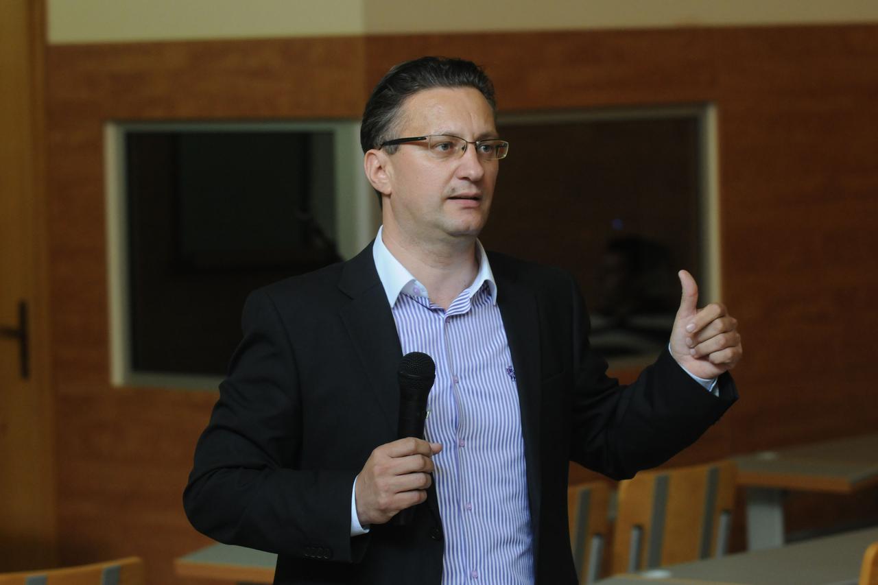 tomić