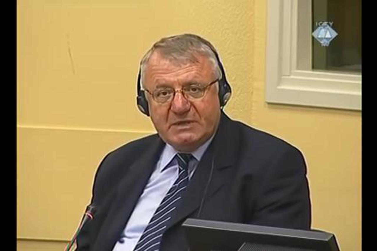 Vojislav Šešelj