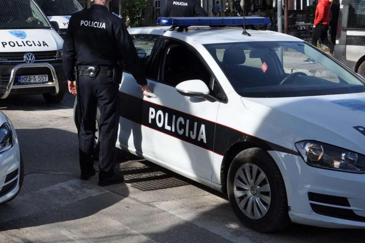 policija