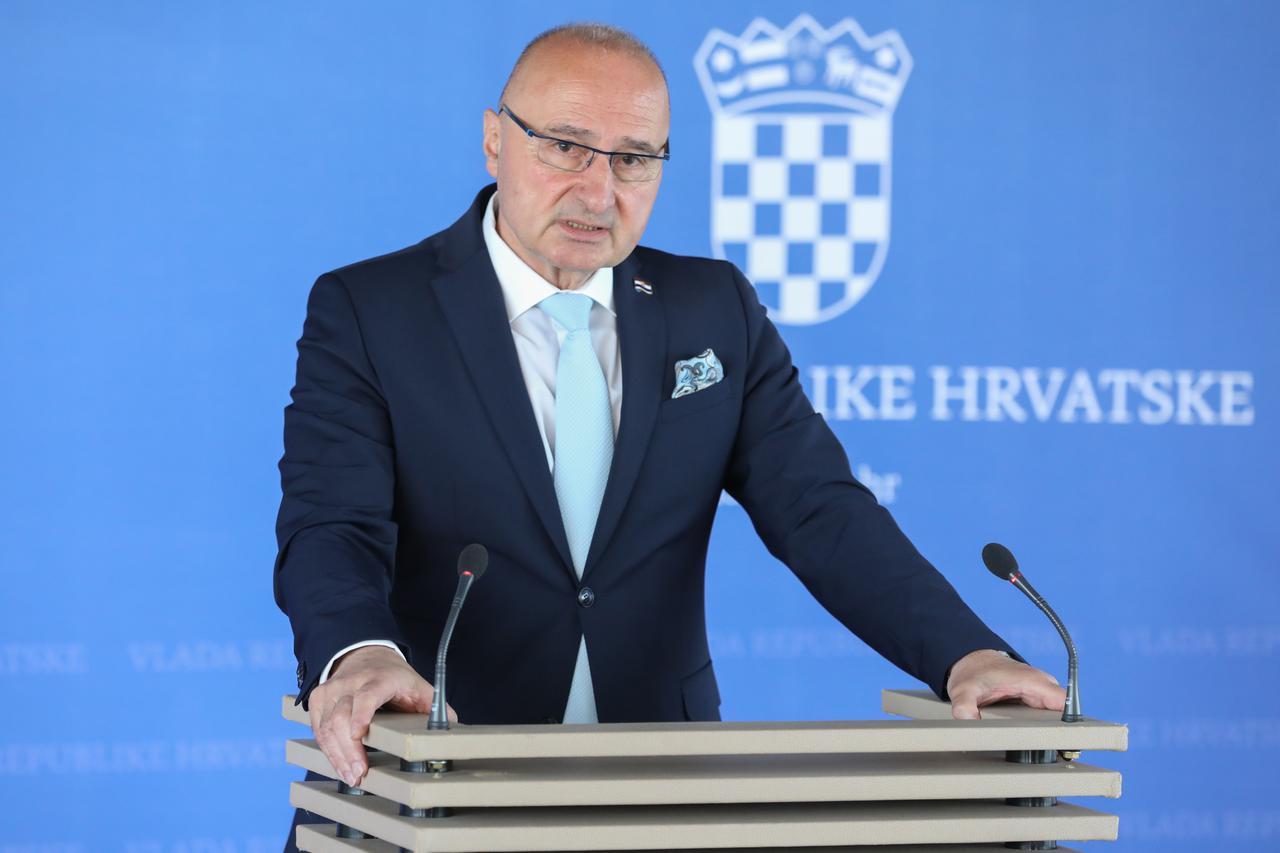 Gordan Grlić Radman