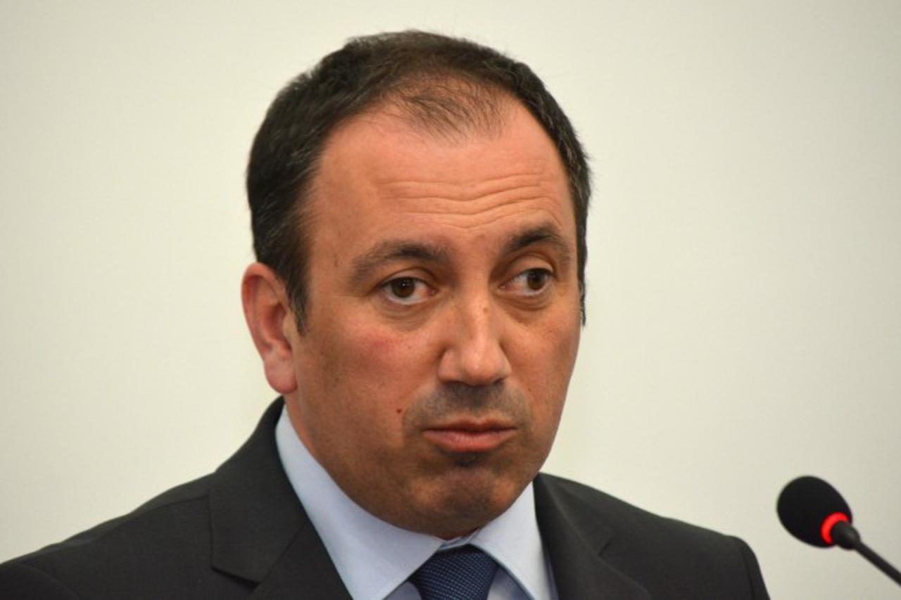 Crnadak