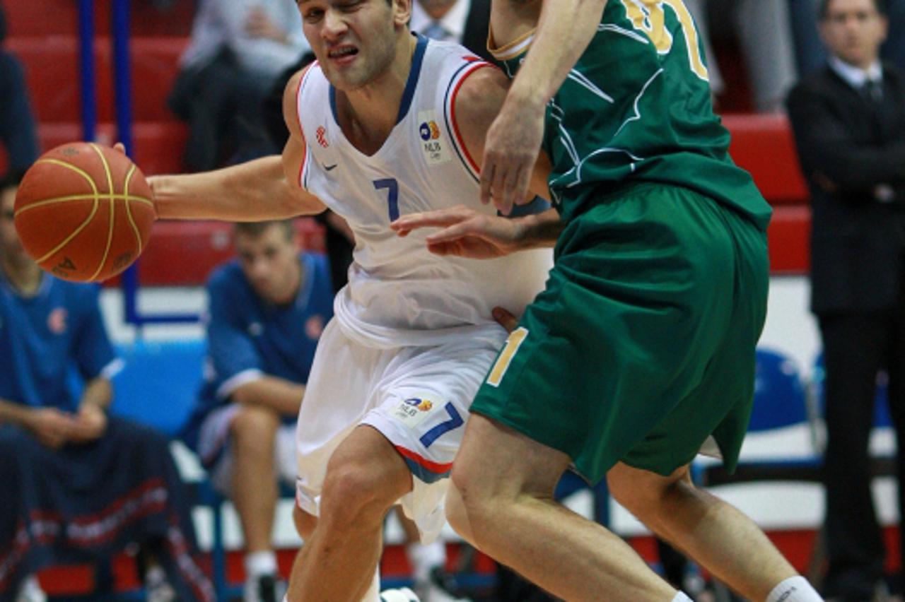 \'24.10.2010.,KD Drazen Petrovic, Zagreb - NLB liga, 4. kolo, KK Cibona - KK Union Olimpija.Bojan Bogdanovic i Saso Ozbolt. Photo: Igor Kralj/PIXSELL\'