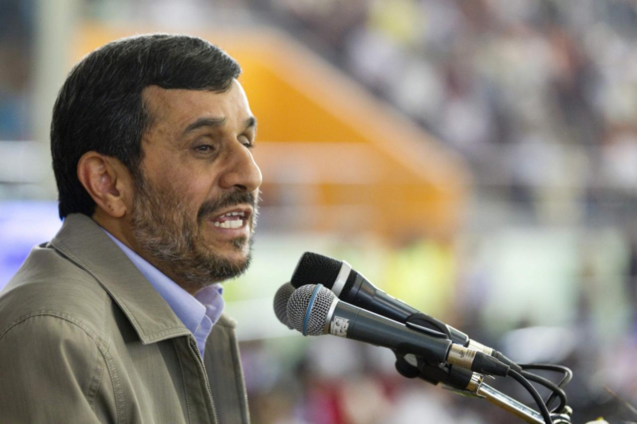 'EDITORS\' NOTE: Reuters and other foreign media are subject to Iranian restrictions on their ability to report, film or take pictures in Tehran.   Iran\'s President Mahmoud Ahmadinejad speaks during 
