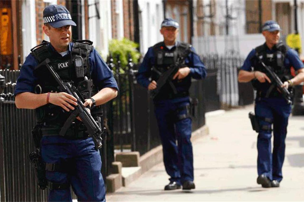 policija london