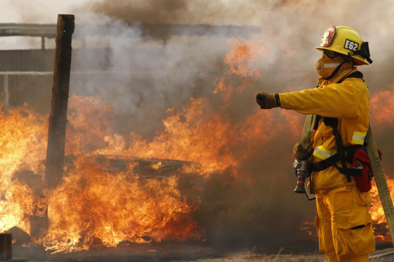 vatra, požar, vatrogasac, požar u Americi portal (1)