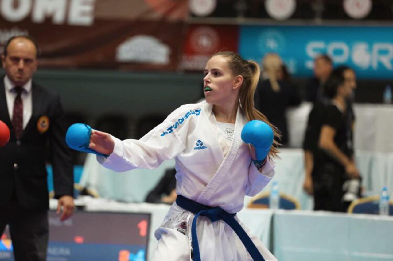 Nejra Sipović