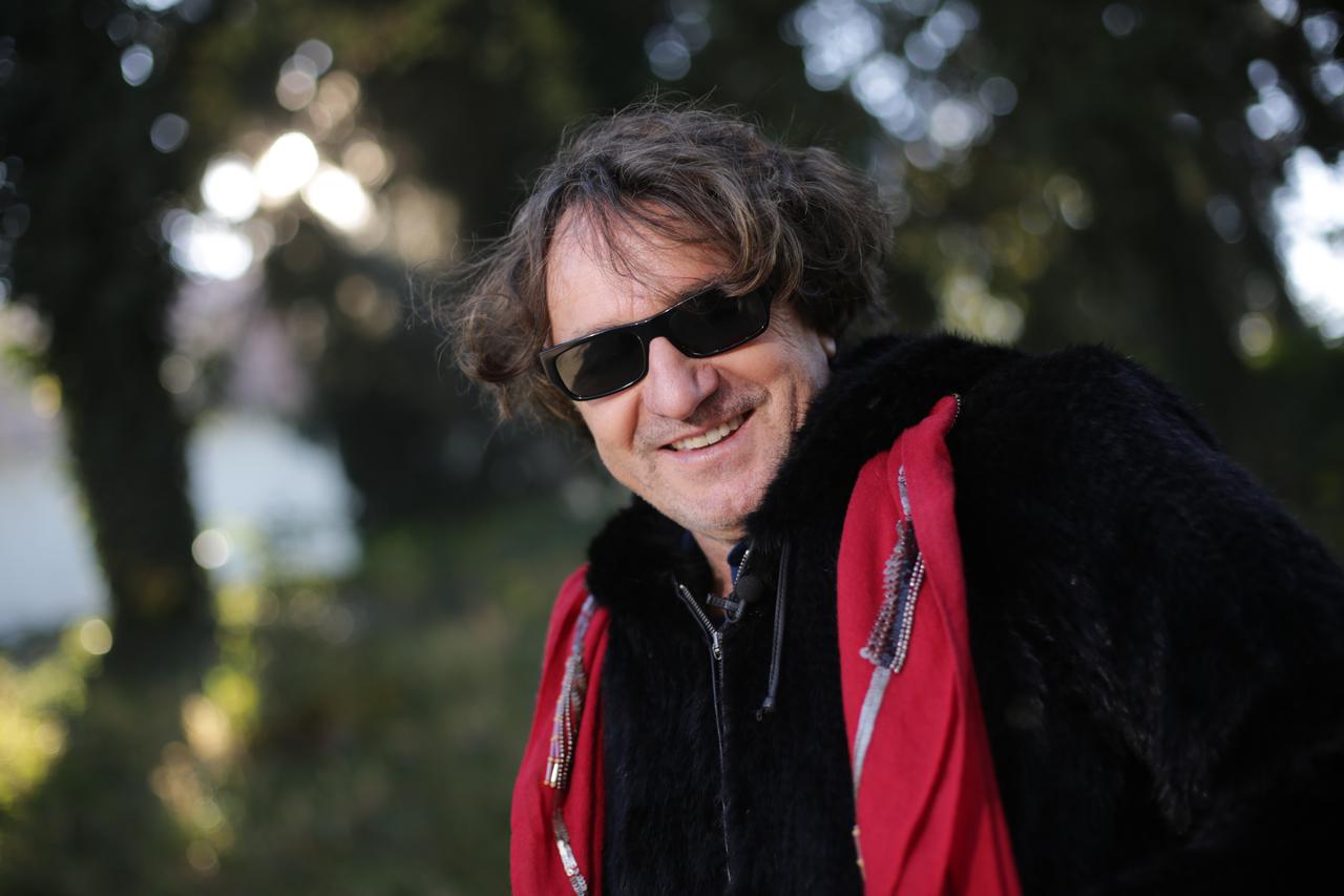 03.11.2015., Cabraji, Krizevci - Goran Bregovic u obilasku sv. Petra  Cvrstec, sela njegova oca. Photo: Grgur Zucko/PIXSELL