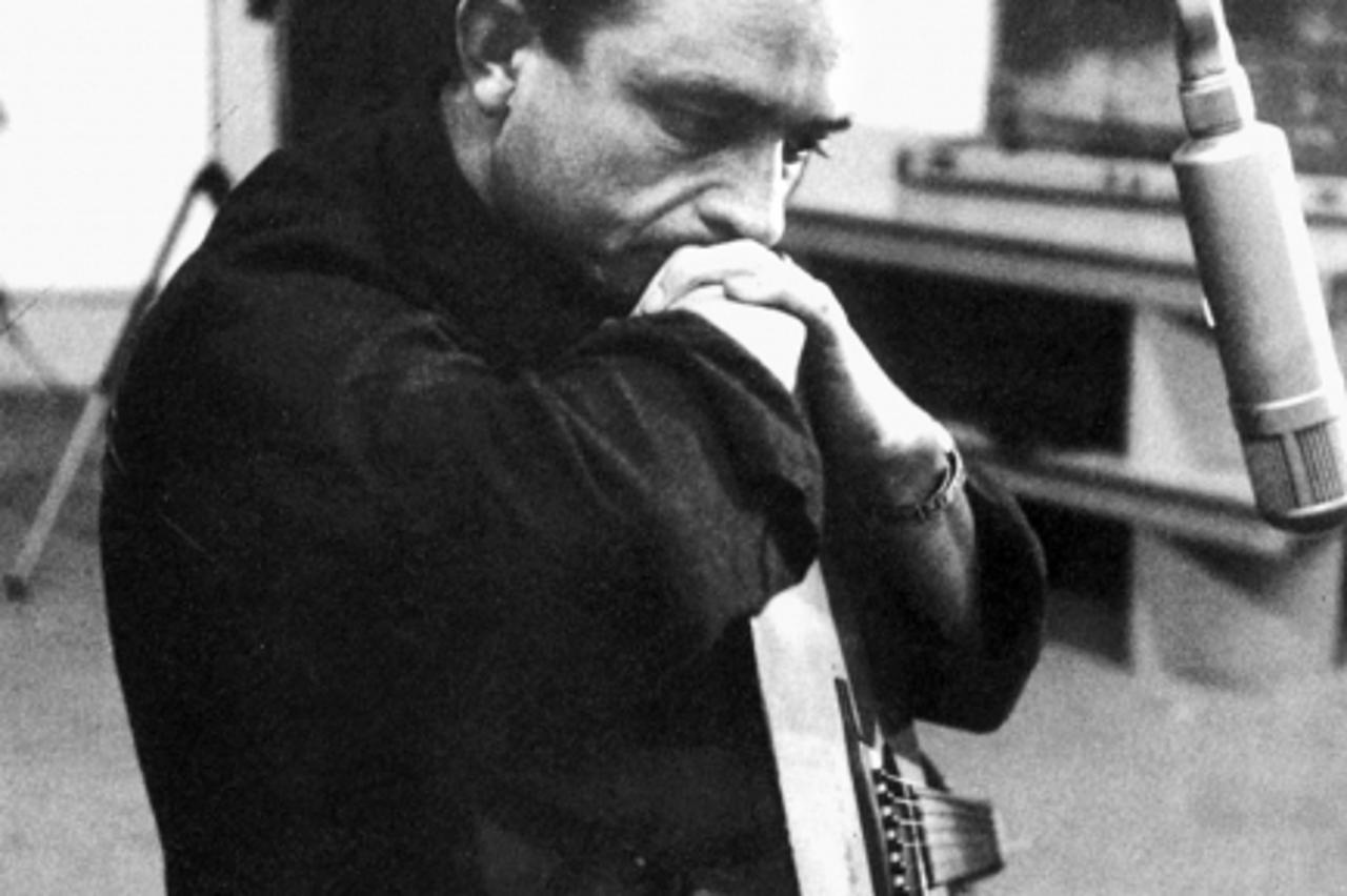 'JOHNNY CASH'