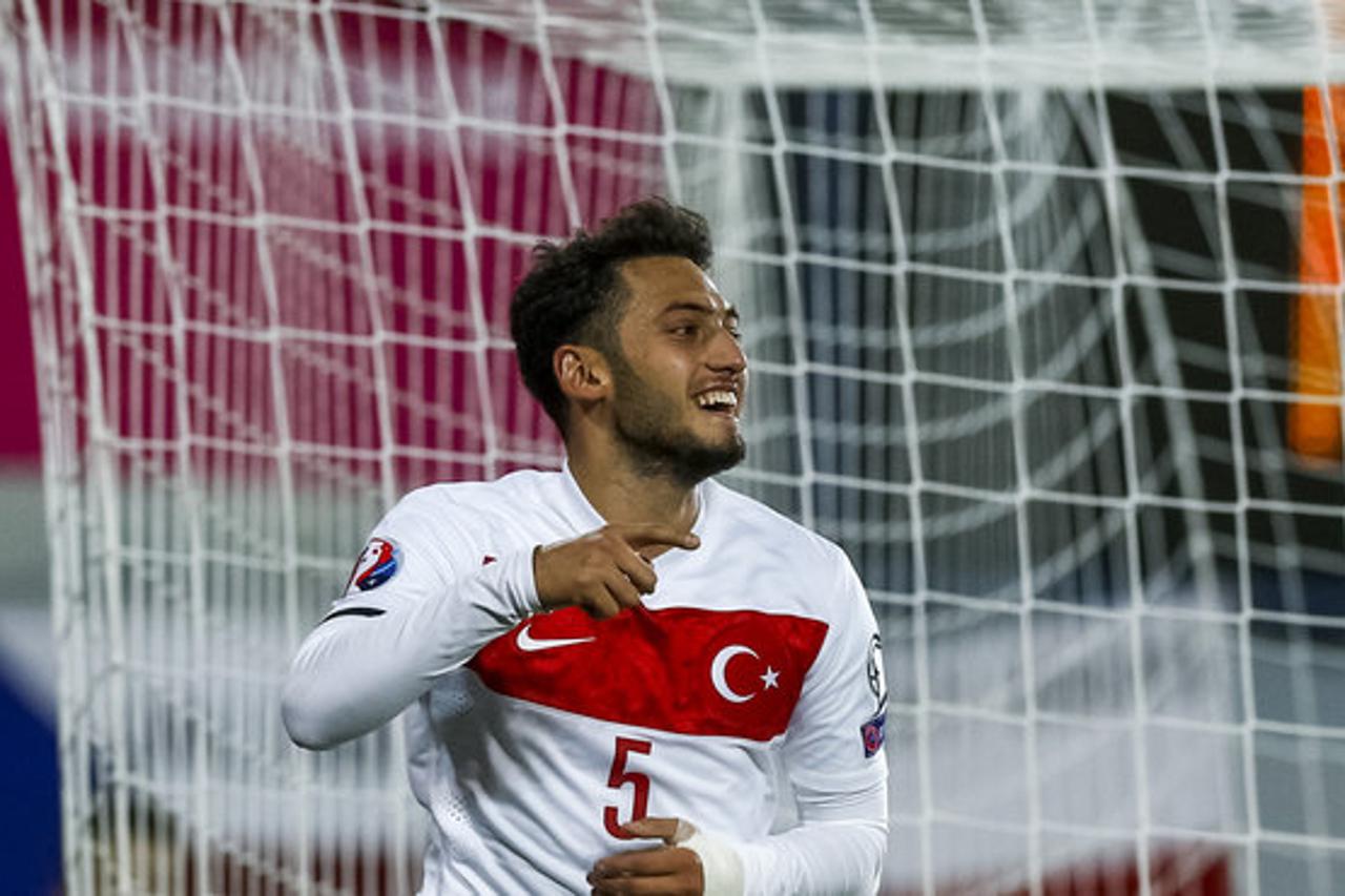 Hakan Calhanoglu