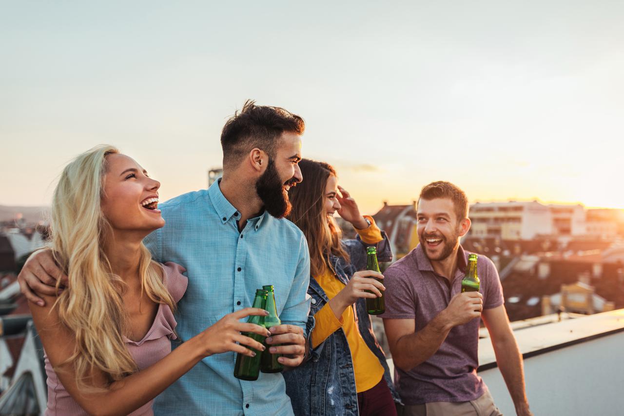 društvo, druženje, prijatelji