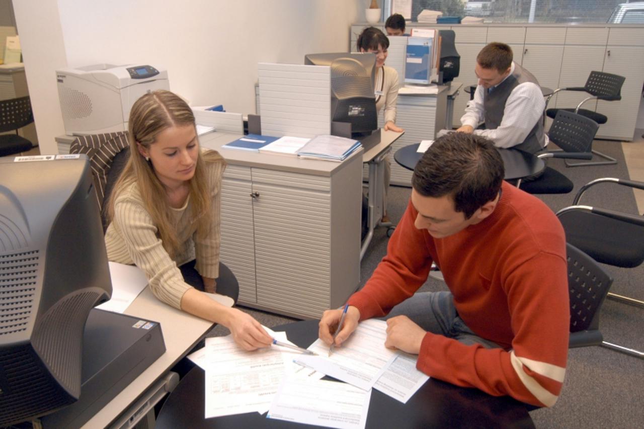 \'za poslovni..25.02.05. banka...bankarstvo....privatni bankar....krediti...erste banka snimio:davor visnjic\'