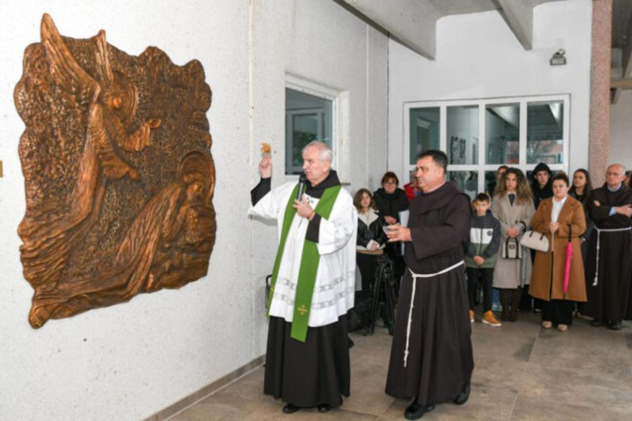 Majčino selo