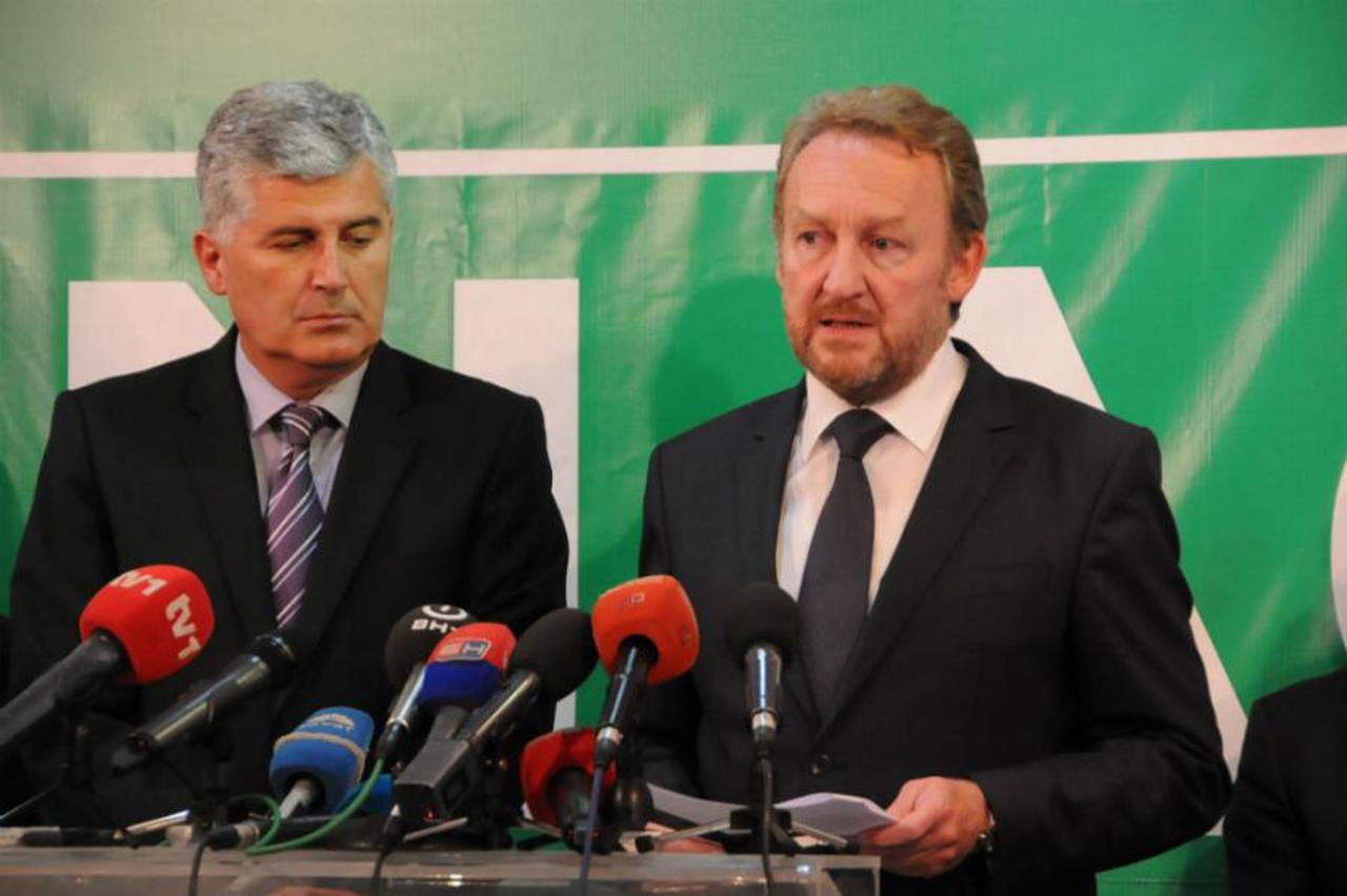 Covic i Izetbegovic zadovoljni