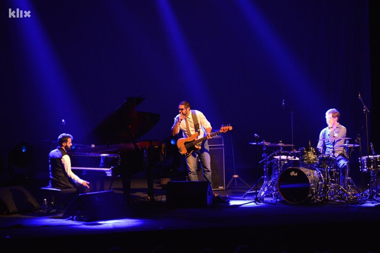 hamasyan_nnn_bih_04112015