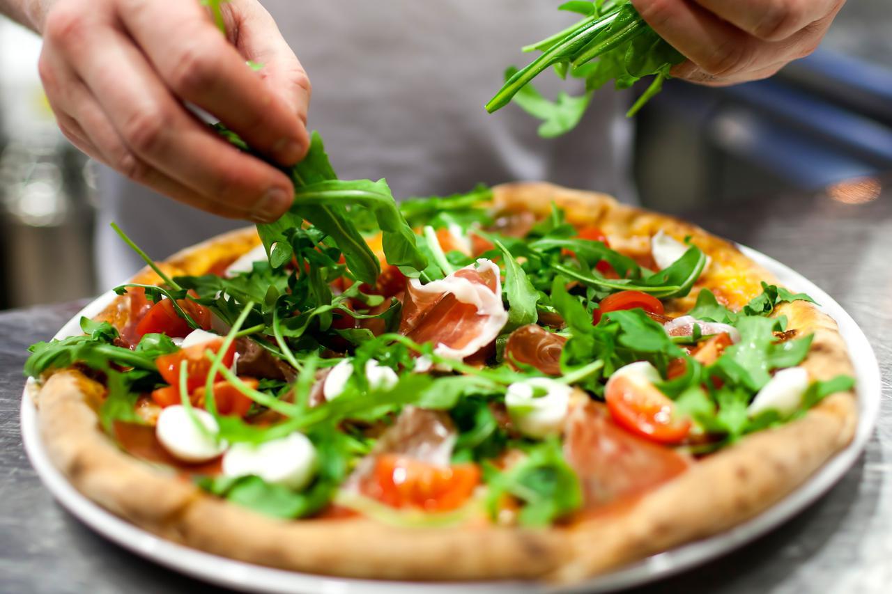 Pizza Cezar