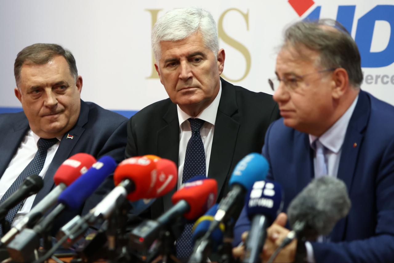 Državna koalicija (Milorad Dodik, Dragan Čović i Nermin Nikšić)