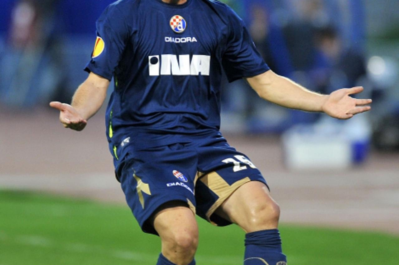 'sport 17.09.2009.,Zagreb, Maksimir ,UEFA Europska liga (Europa League), nogometna utakmica izmedju NK Dinamo Zagreb i RSC Anderlecht.Leonardo Cufre. Photo: Antonio Bronic/VLM'