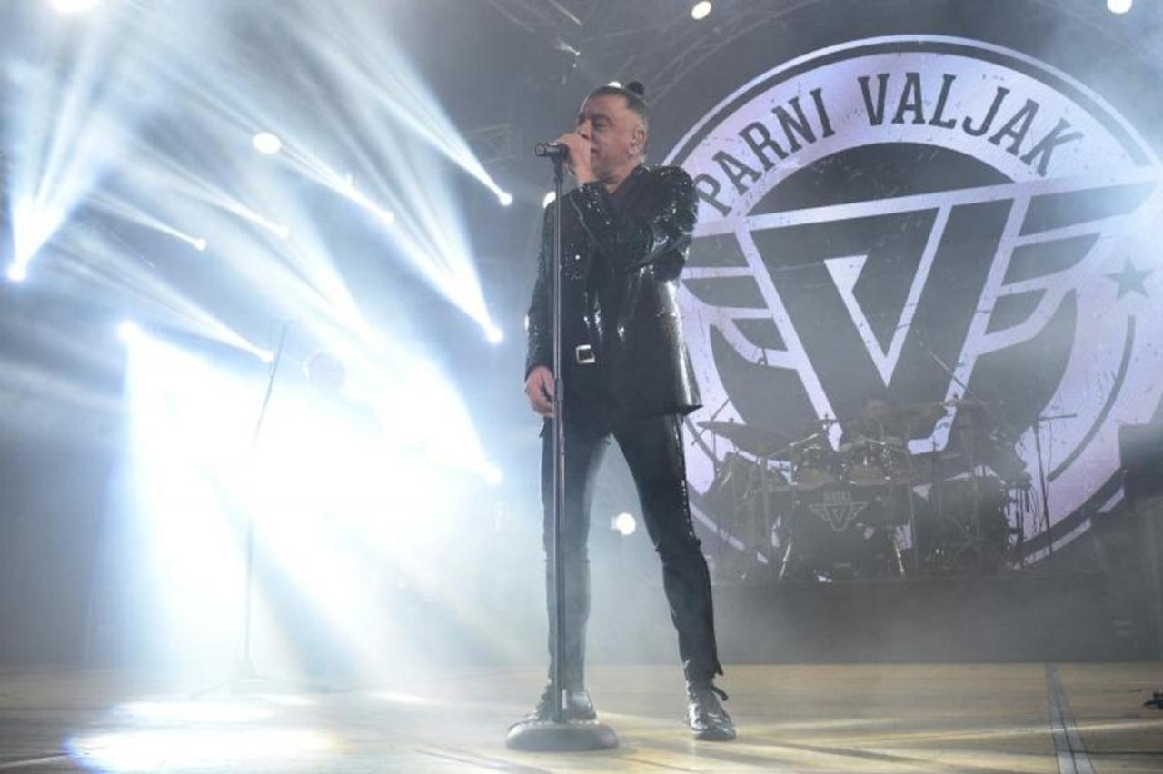 Parni valjak