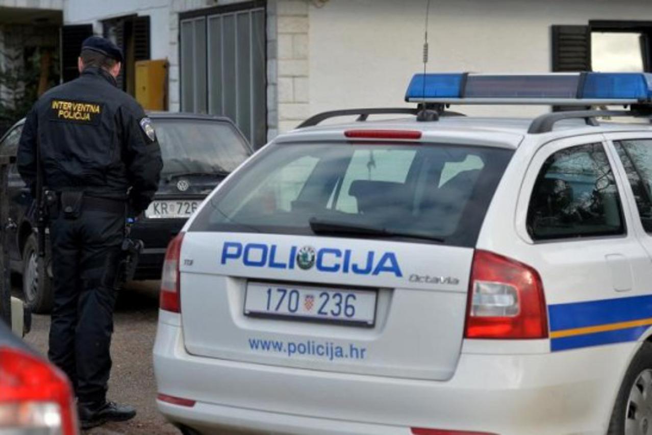 policija 