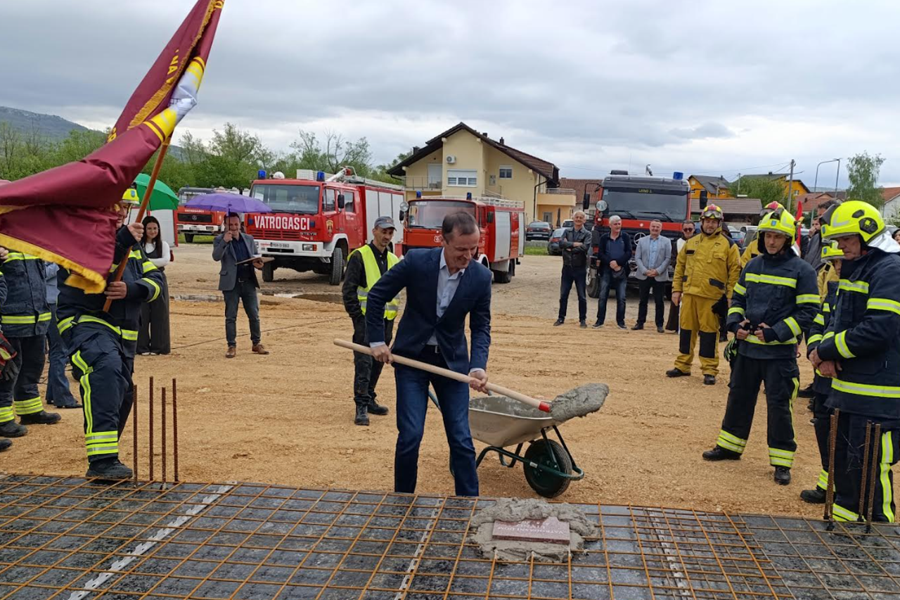 Vatrogasni dom u Livnu