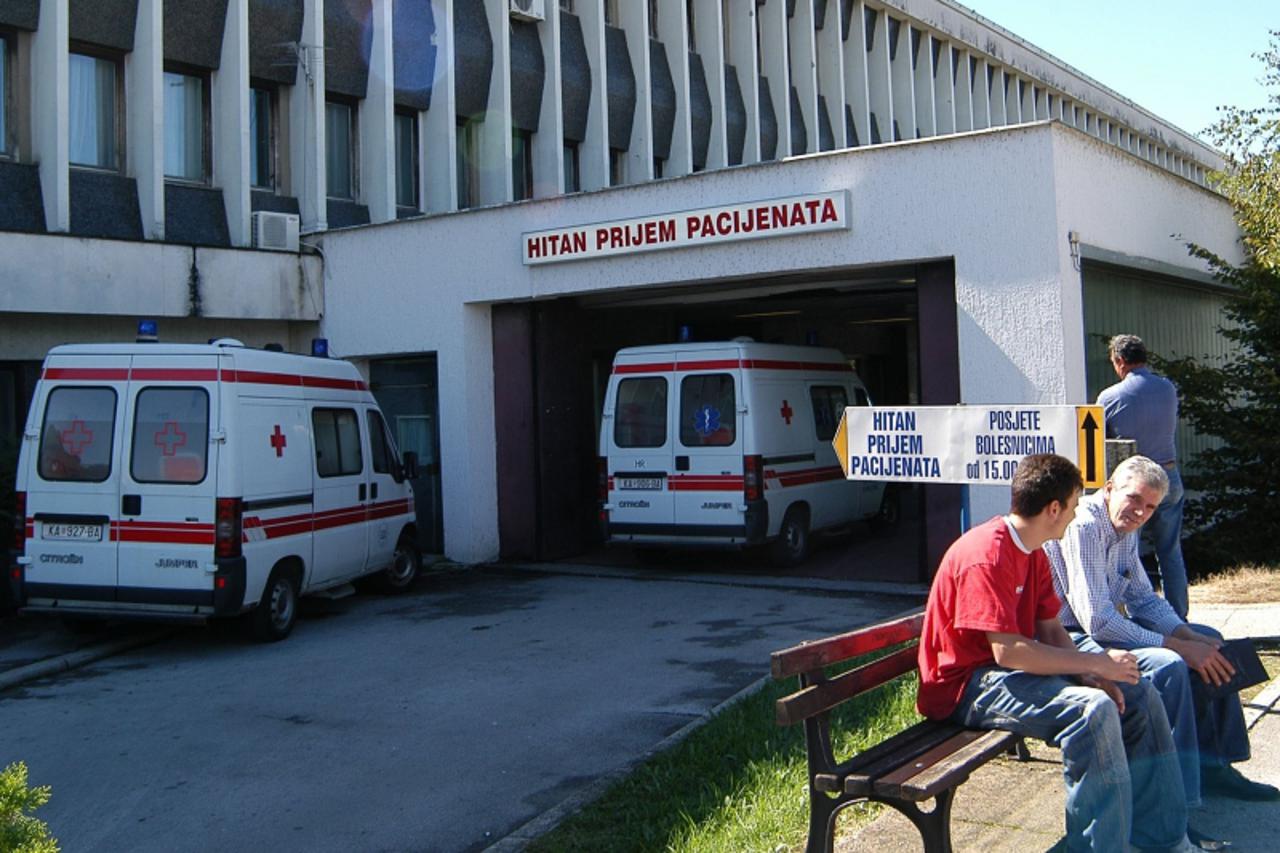 \'karlovac opca bolnica karlova, 120907 hitna, bolnica snimila kristina stedul-fabac\'