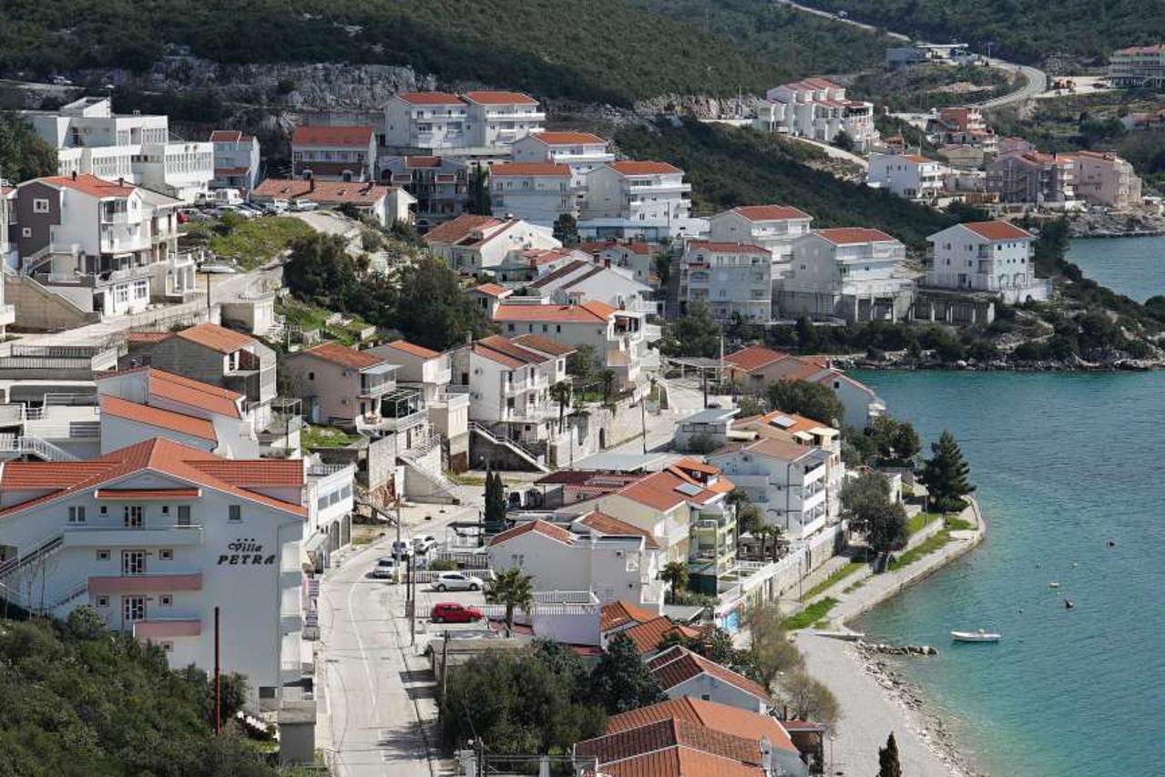 Neum