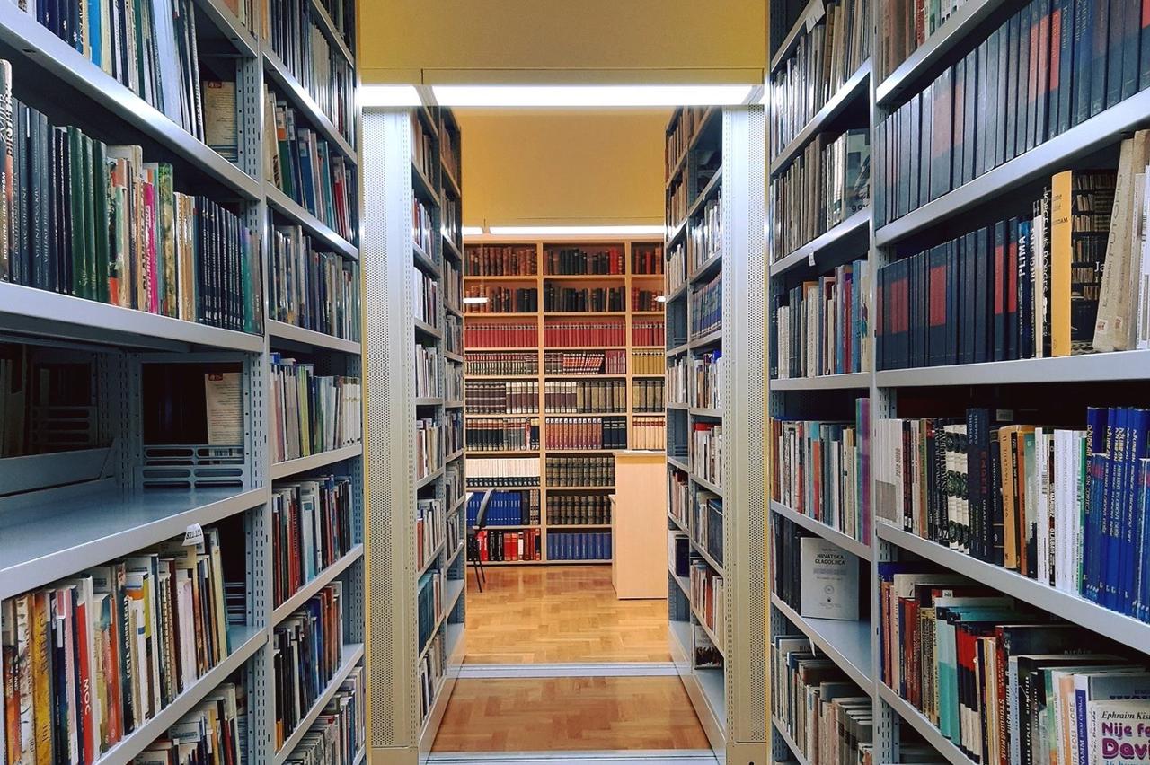 Franjevačka knjižnica u Tomislavgradu