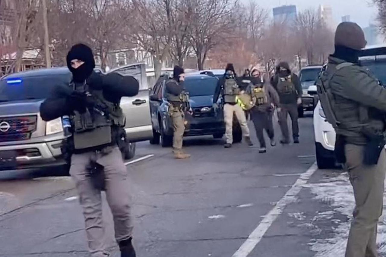 agent ICE-a ubio ženu