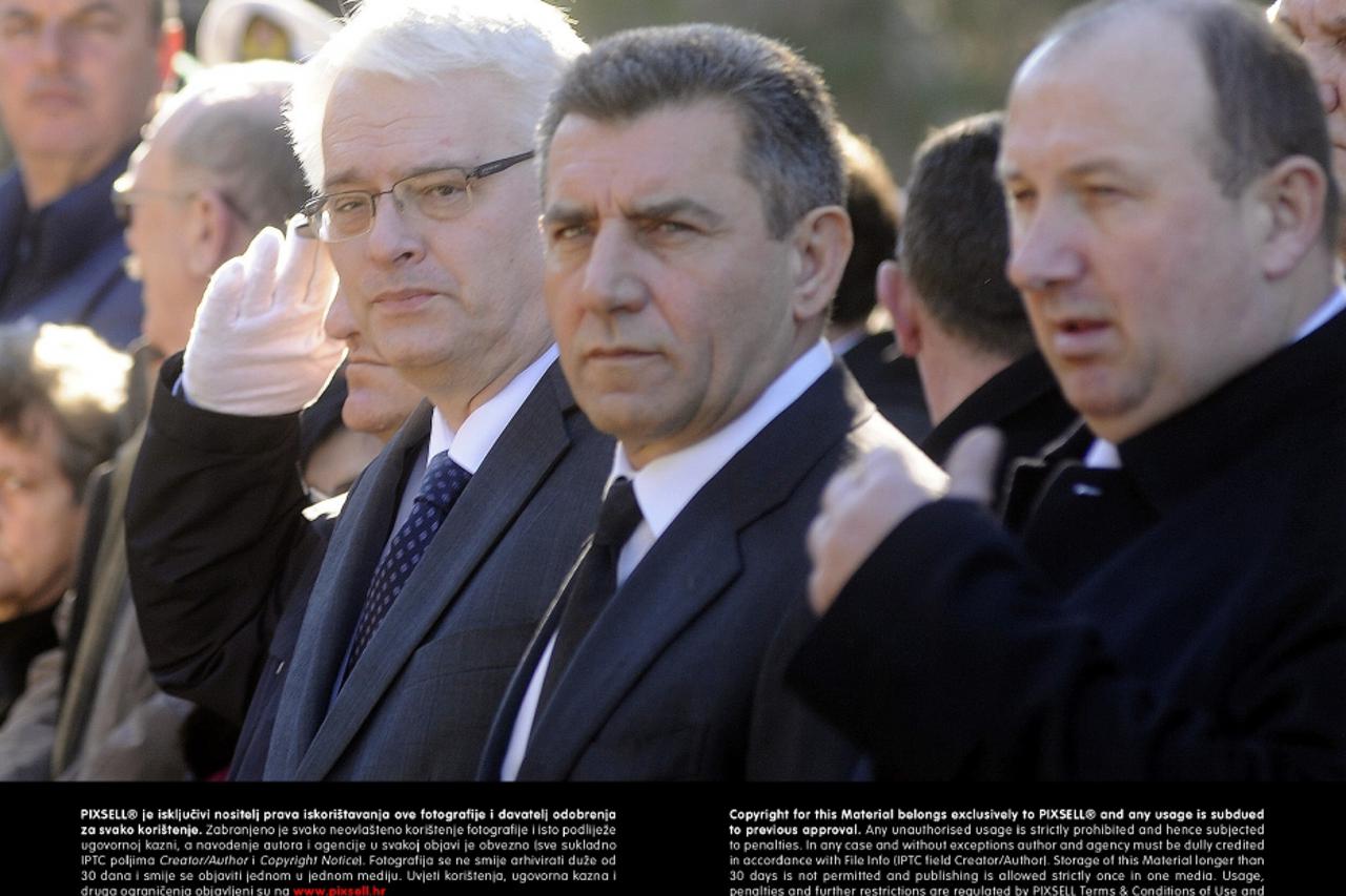 Peruča obljetnica, Peruča (1)