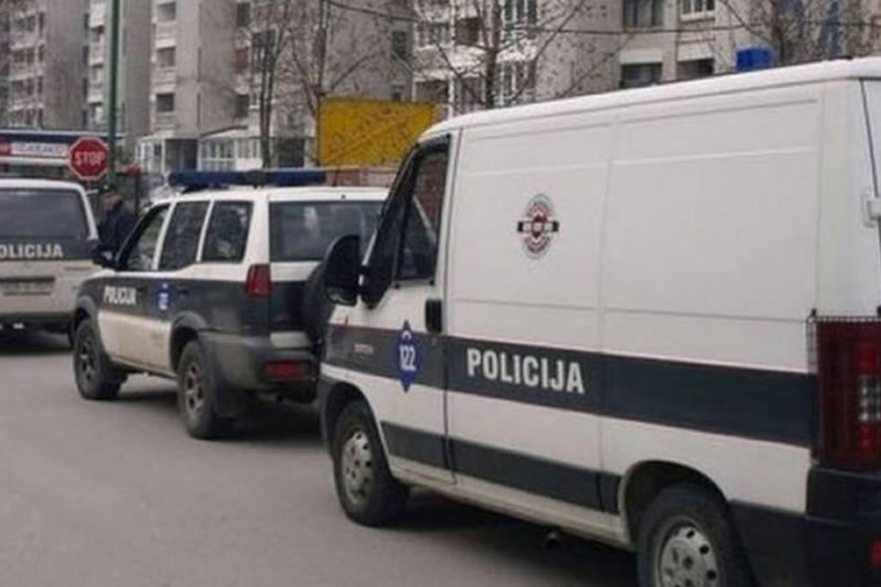 policija