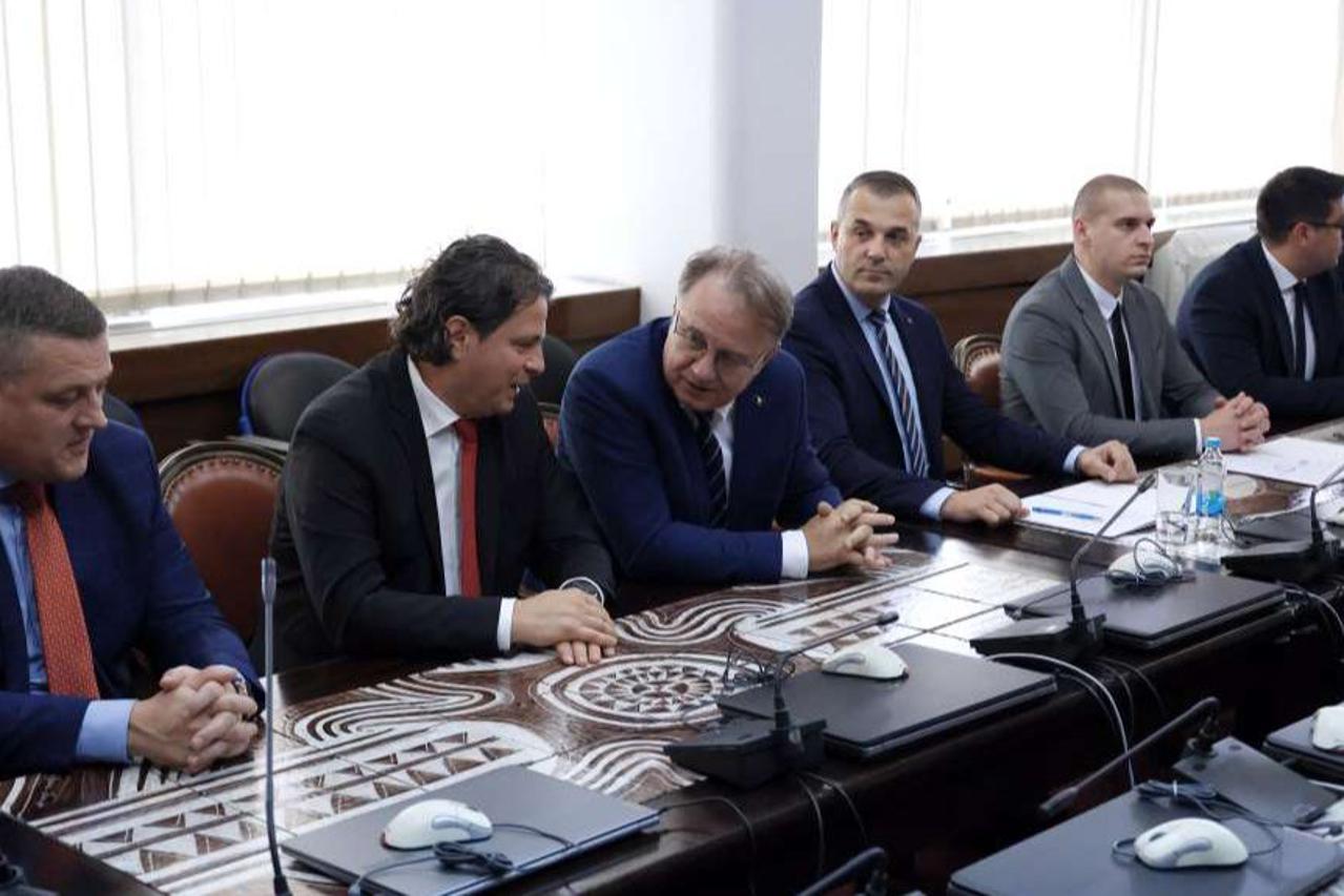 vlada federacije 2025